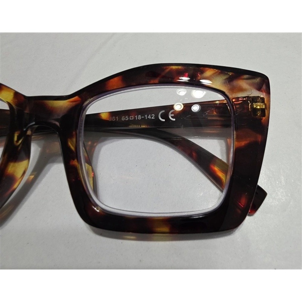 NWT EyeKepper 2.5 Square Cat Eye Tortoiseshell Readers Reading Glasses 135662